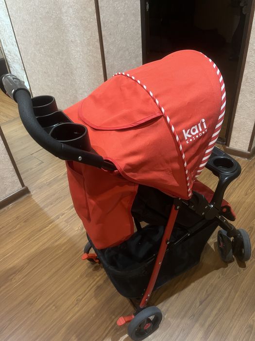Продаю коляску Kari