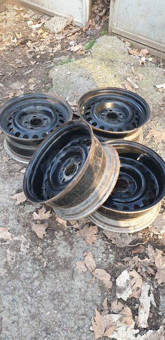 Для Мерседес , mercedes  w 124 диски ,Москвич