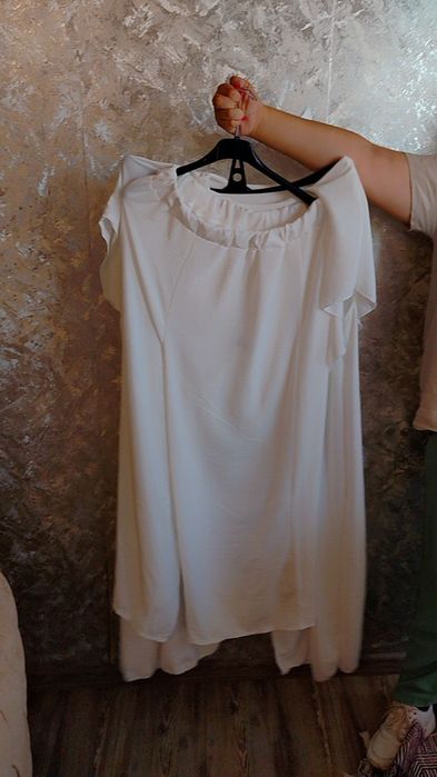 Нови костюми универсален размер съшо отговаря т на хл и ххл