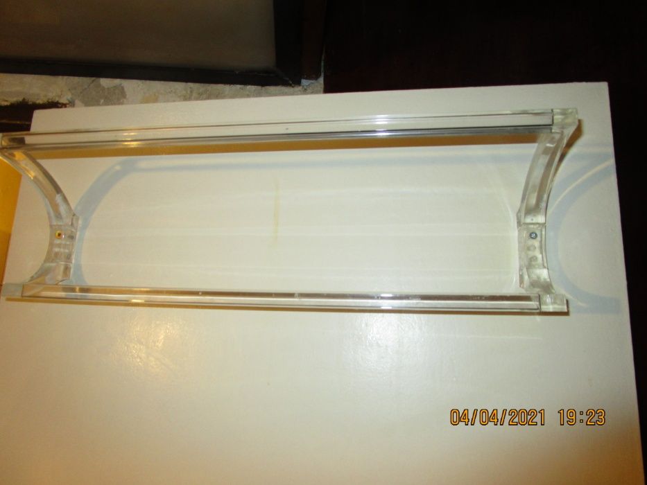 закачалка за хавлии - пластмасова