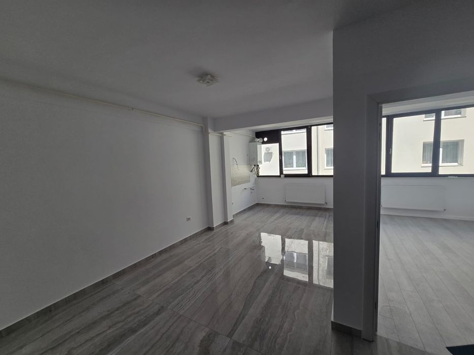 Închiriez Apartament, George Enescu,