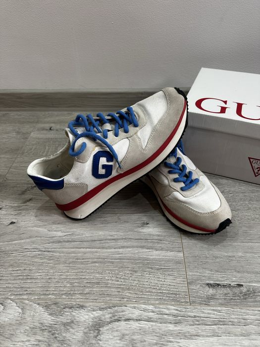 Pantofi sport Guess