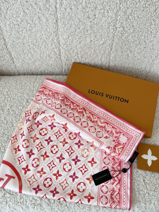 LV дамски шал New Season