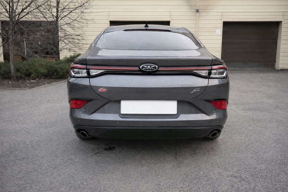 Продам иностранца jac j7