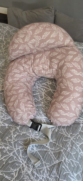 Възглавница за кърмене Momcozy