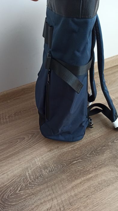 Раница с голяма вместимост с джобове