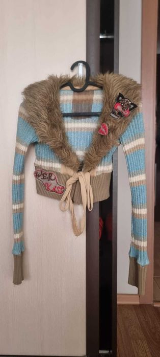 Уникално кокетно дамско горнище