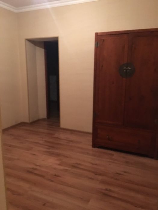 Продам 3-х ком. КВ в районе жилгородка