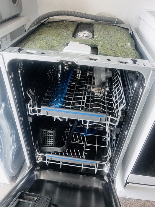 Съдомиялна Electrolux-45 см+ Гаранция+доставка