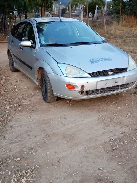 Vând Ford focus mk1