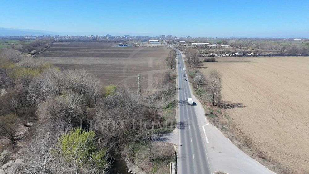 Реф. 2008 Парцел с лице на пътя Пловдив / Първомай