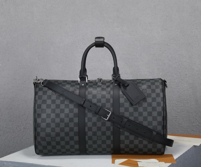 Сак от естествена кожа Louis Vuitton