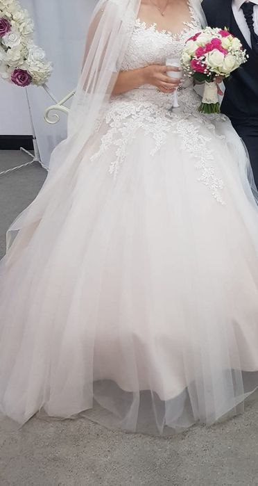 Vând rochie de mireasă din Germania