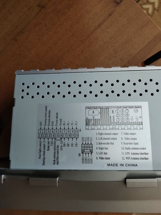 Магнитола в Камри 40