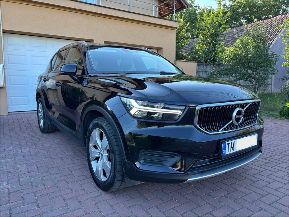 Volvo xc40 190 cp 4x4