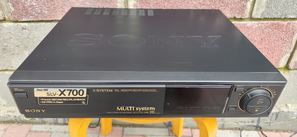 Видеомагнитофон SONY и panasonic