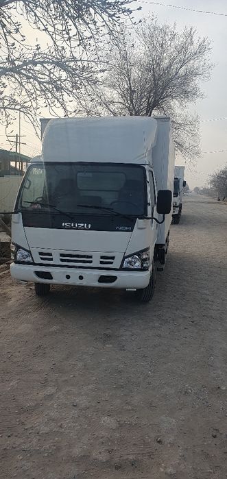 Isuzu  sotiladi naxt