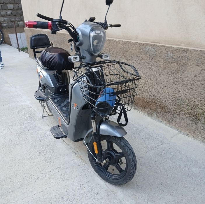 Продам мопед 777