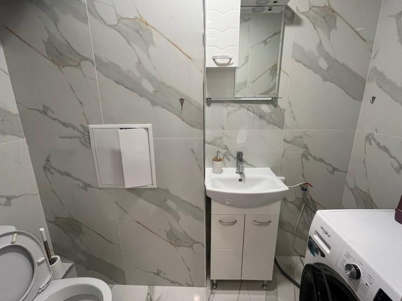 Тристаен апартамент под наем в ж.к. Хладилника, 2203862