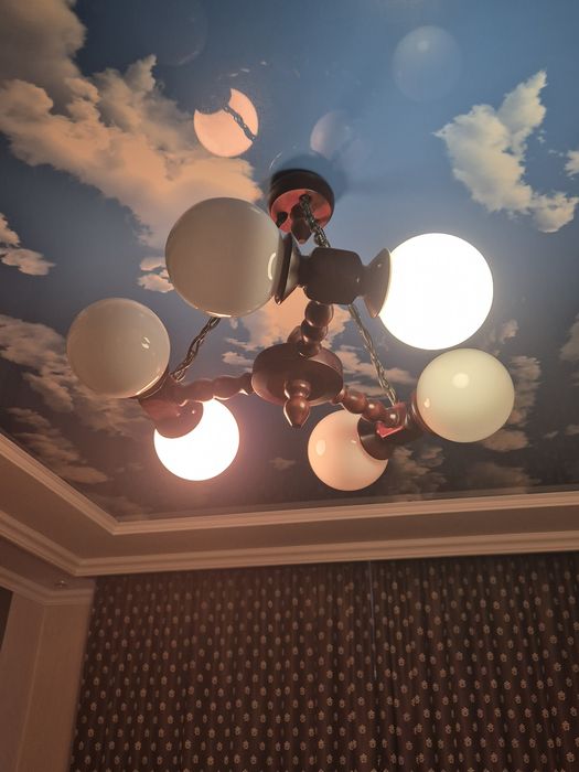 Люстры потолочные