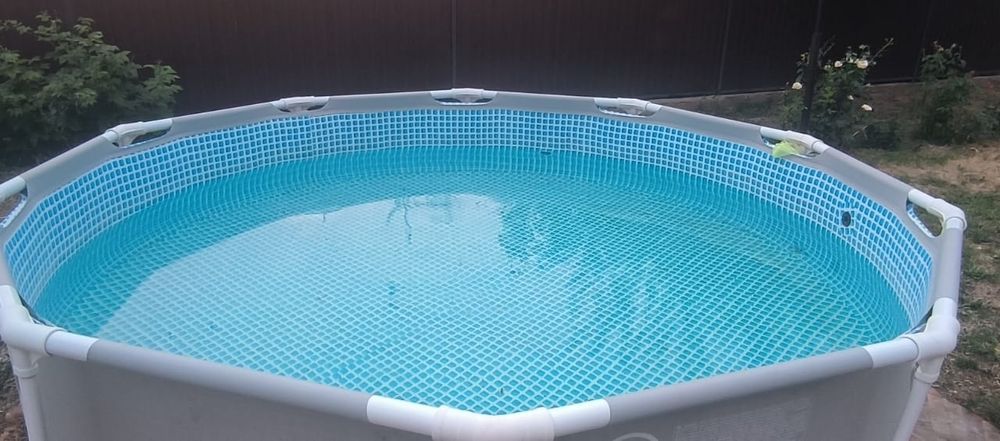 Продам каркасный бассейн