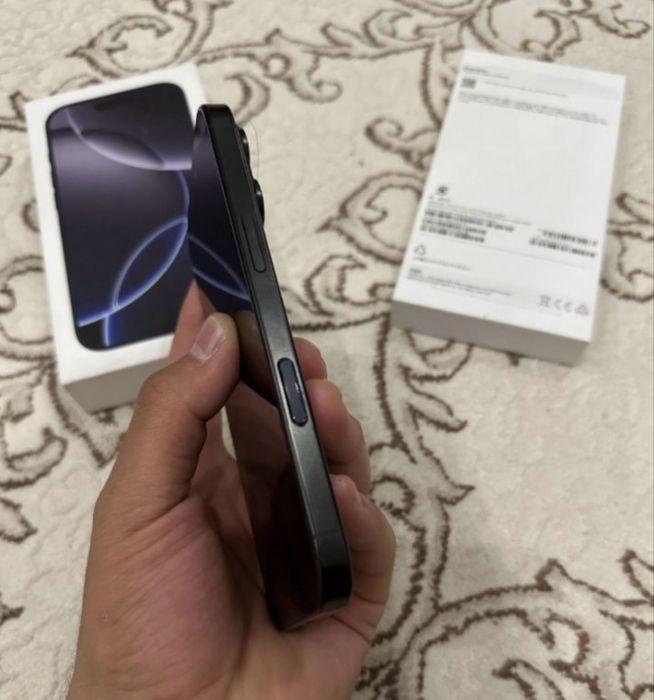 Продам iphone 16pro 128gb
