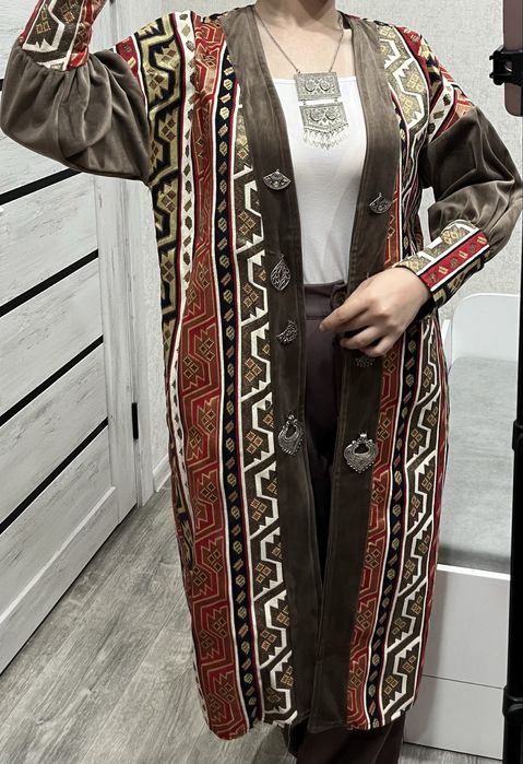 Қазақша шапан сатылады!