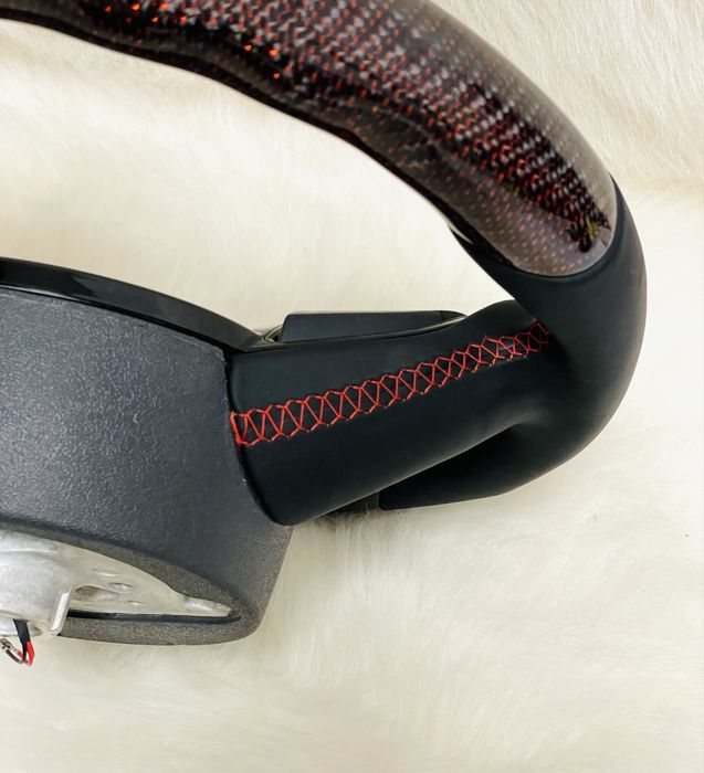 Volan carbon Audi A3 A4 A5 S3 S4 S5 TT R8