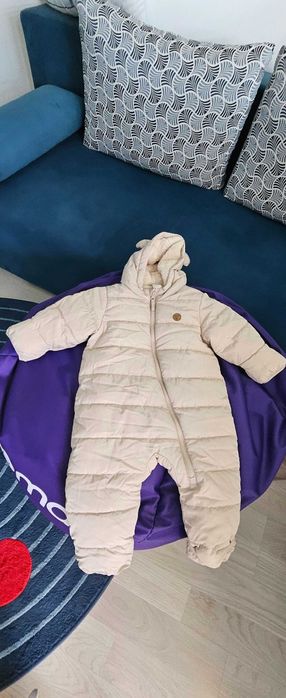 Зимен гащеризон с мъхеста подплата / космонавтче от H&M