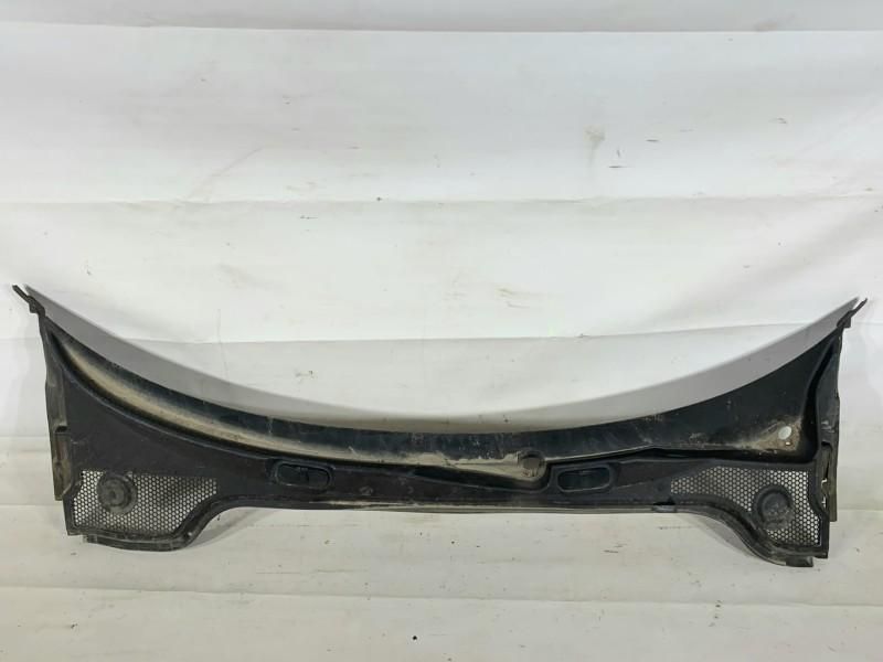 Grila stergator parbriz Audi A3 facelift 8P1 Hatchback