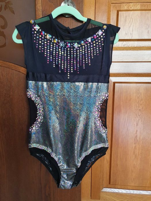 Трико за художествена гимнастика