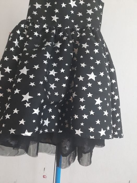 Разкошна официална рокля H&M р-р 116