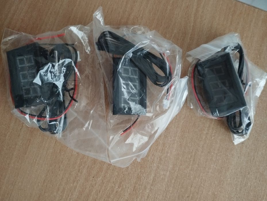 Универсальный термометр цифровой 5-12 В