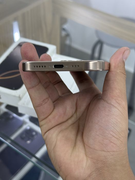 iphone 16 pro оригинал почти даром