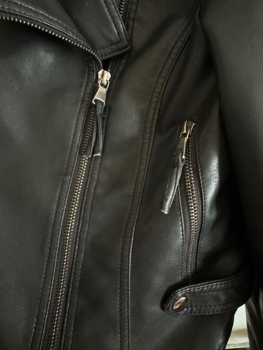 Продаю касуху женскую укороченную размер S-M