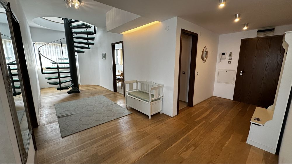 Duplex 300 m2 Spectrum Residence