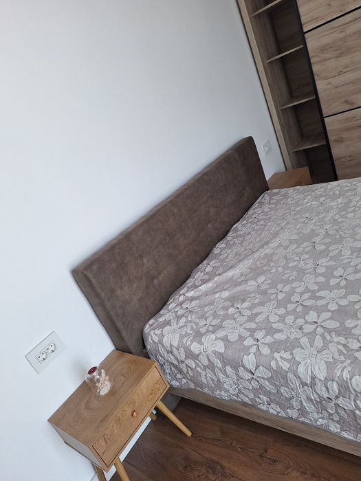 Apartament de închiriat