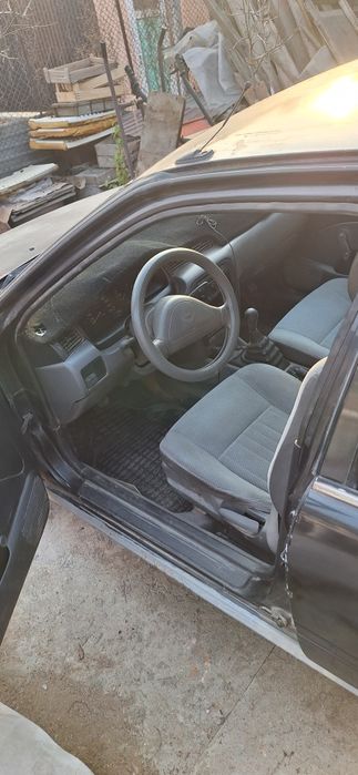 Продаётся автомобиль. Полностью на ходу.