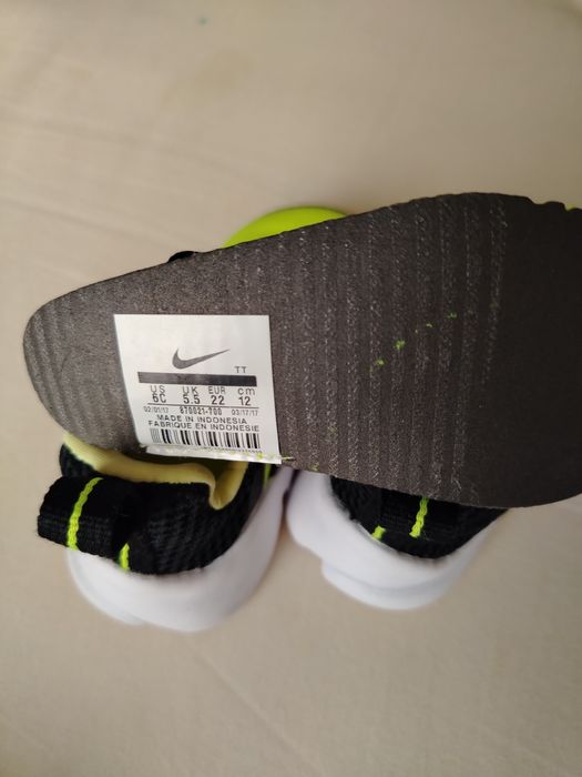 Кроссы на малышей найк