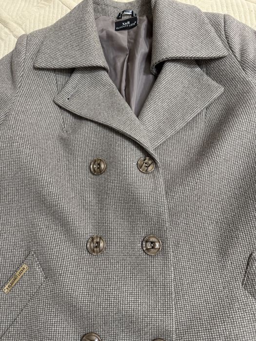 Продам женское  пальто