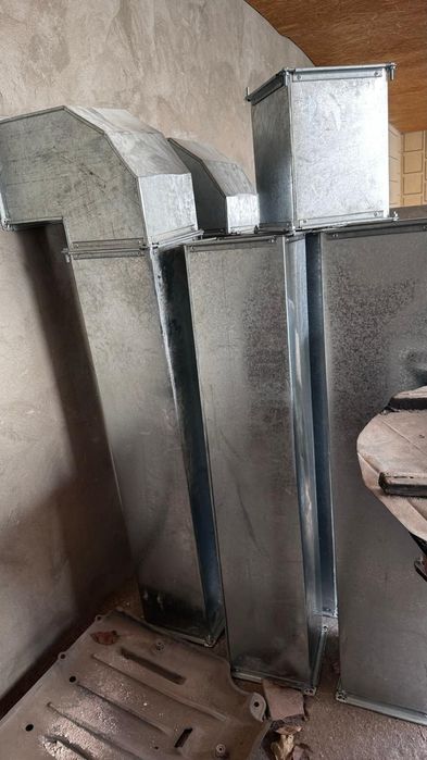 Вытяжки новый с маторчигом