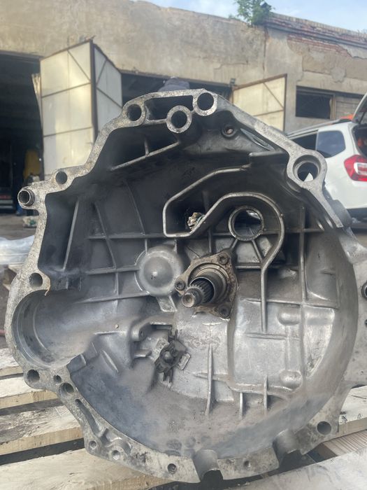 МКПП audi b4 80
