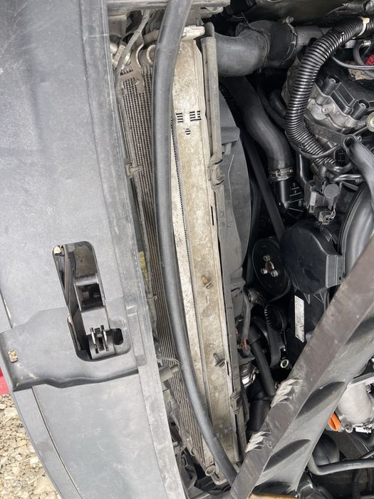 Trager complet Audi Q7 3.0 BUG ventilator radiatoare 7L0121203G 2008