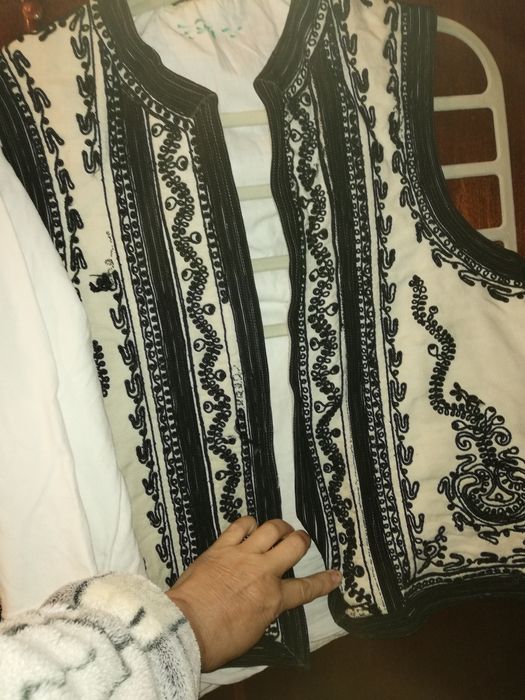 Ilice tradiționale și cămăși tradiționale