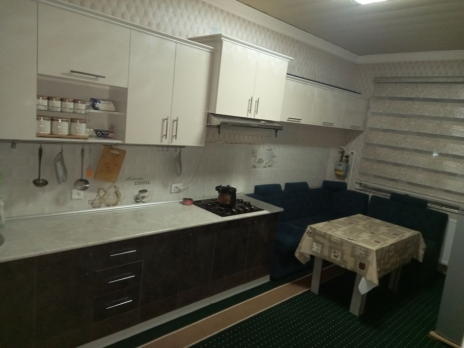 Квартира 3 хоналик сотилади