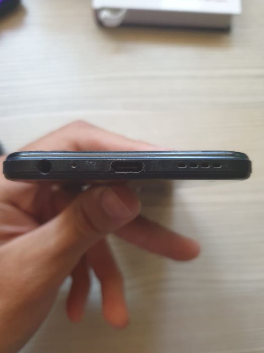 Телефон VIVO Y33s 4/128gb