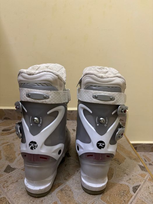 Женски ски обувки  Rossignol с пух 38.5/24.5