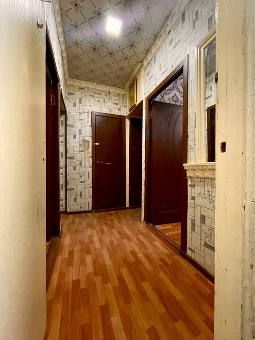 Срочно сотилади 2 хона 3 хона қилинган  75 м² сквозной 5этаж 5 этажли