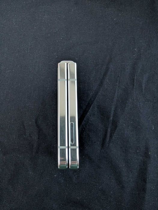 Samsung Galaxy Flip 5 512 ГБ бял