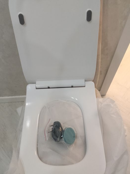 Стульчак для унитаза подходит к инсталляции